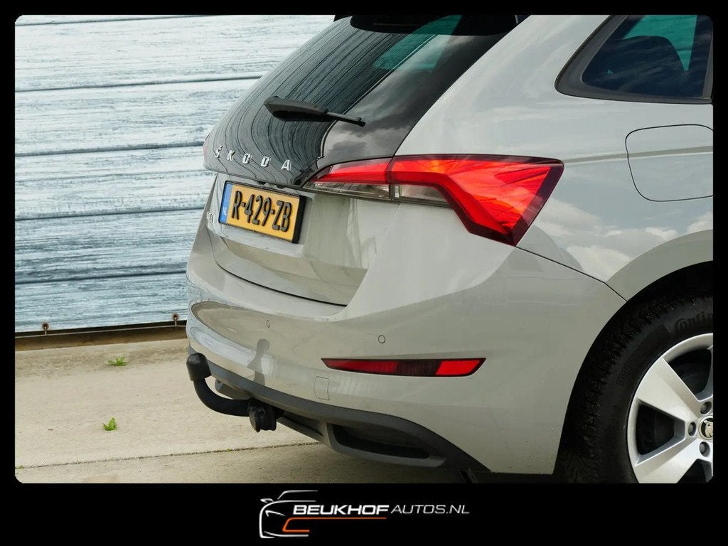 Skoda Scala 1.0 TSI Sport Business Virtual Dash € 13.450,0, Automaat, Gebruikt, Euro 6, 620 kg