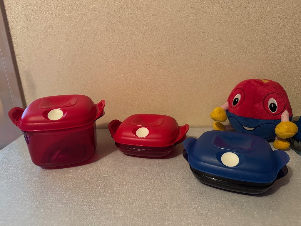 NIEUW Micro pop schalen magnetron schaal met ventiel TUPPER, Schaal, Nieuw, Ophalen of Verzenden, Met handvat