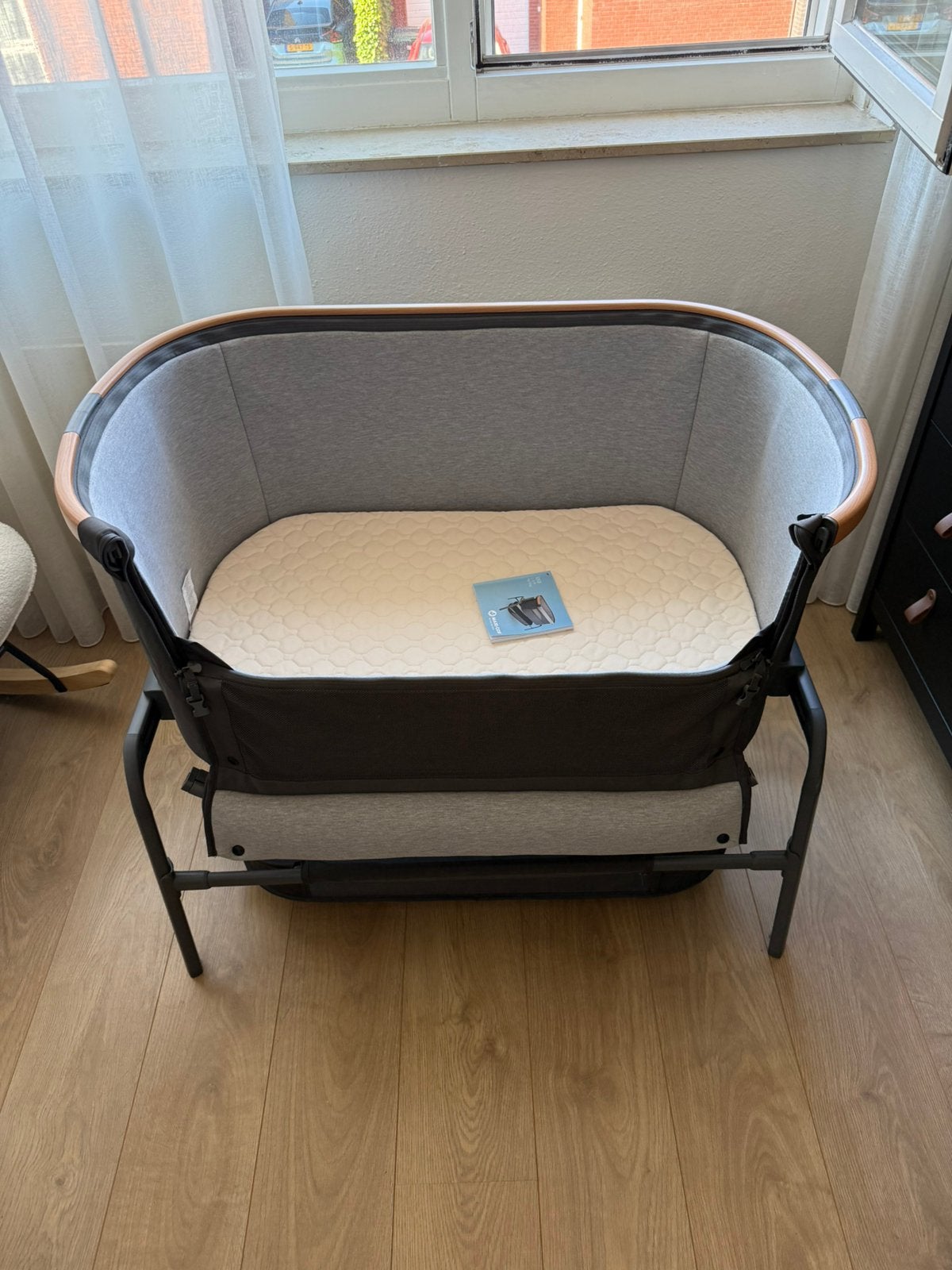 Co sleeper maxi cosi iora, Kinderen en Baby's, Babywiegjes en Ledikanten, Ophalen, Zo goed als nieuw, Overige typen