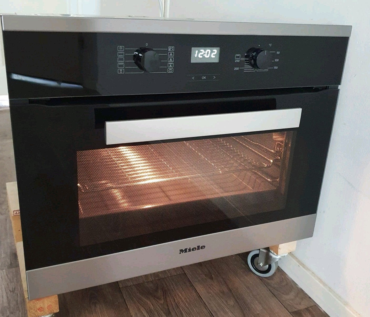 MIELE oven set: solo oven + H 6200BM combimagnetron, Witgoed en Apparatuur, Ovens, Ophalen, 45 tot 50 cm, Zo goed als nieuw, Oven met grill