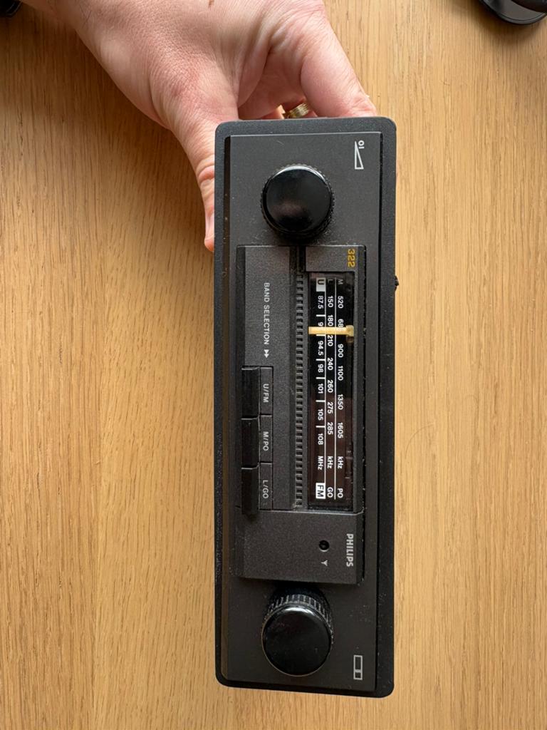 Philips 322 12V autoradio, Ophalen of Verzenden, Gebruikt