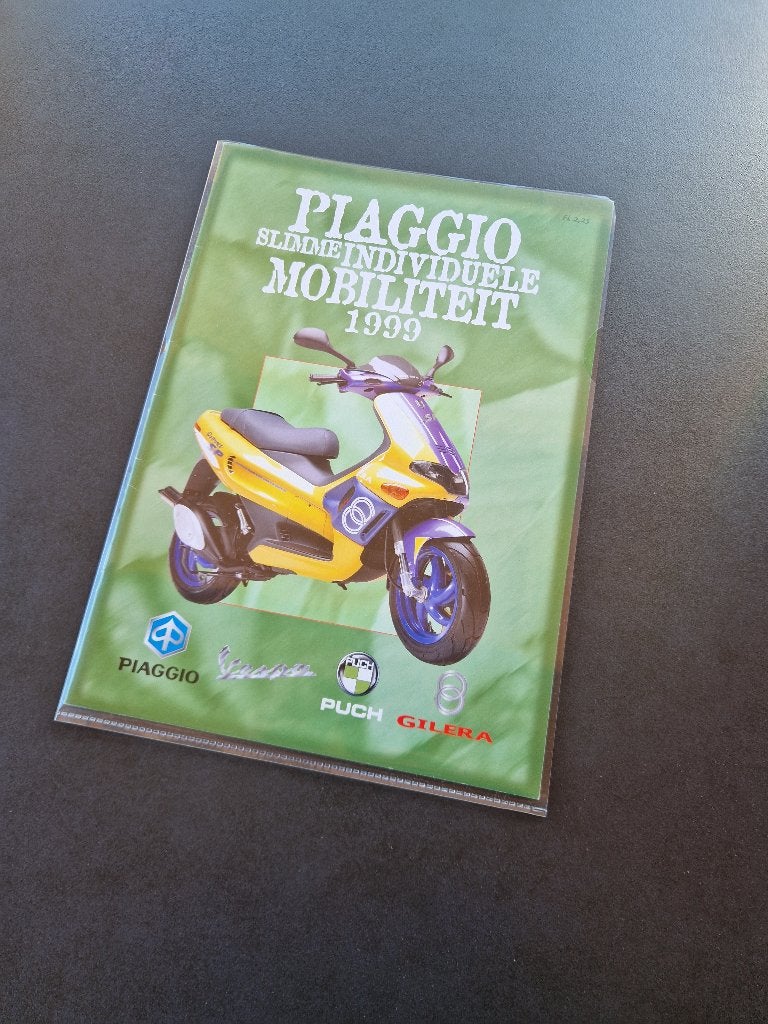 Piaggio folder, Fietsen en Brommers, Ophalen of Verzenden, Nieuw, Overige typen, Piaggio