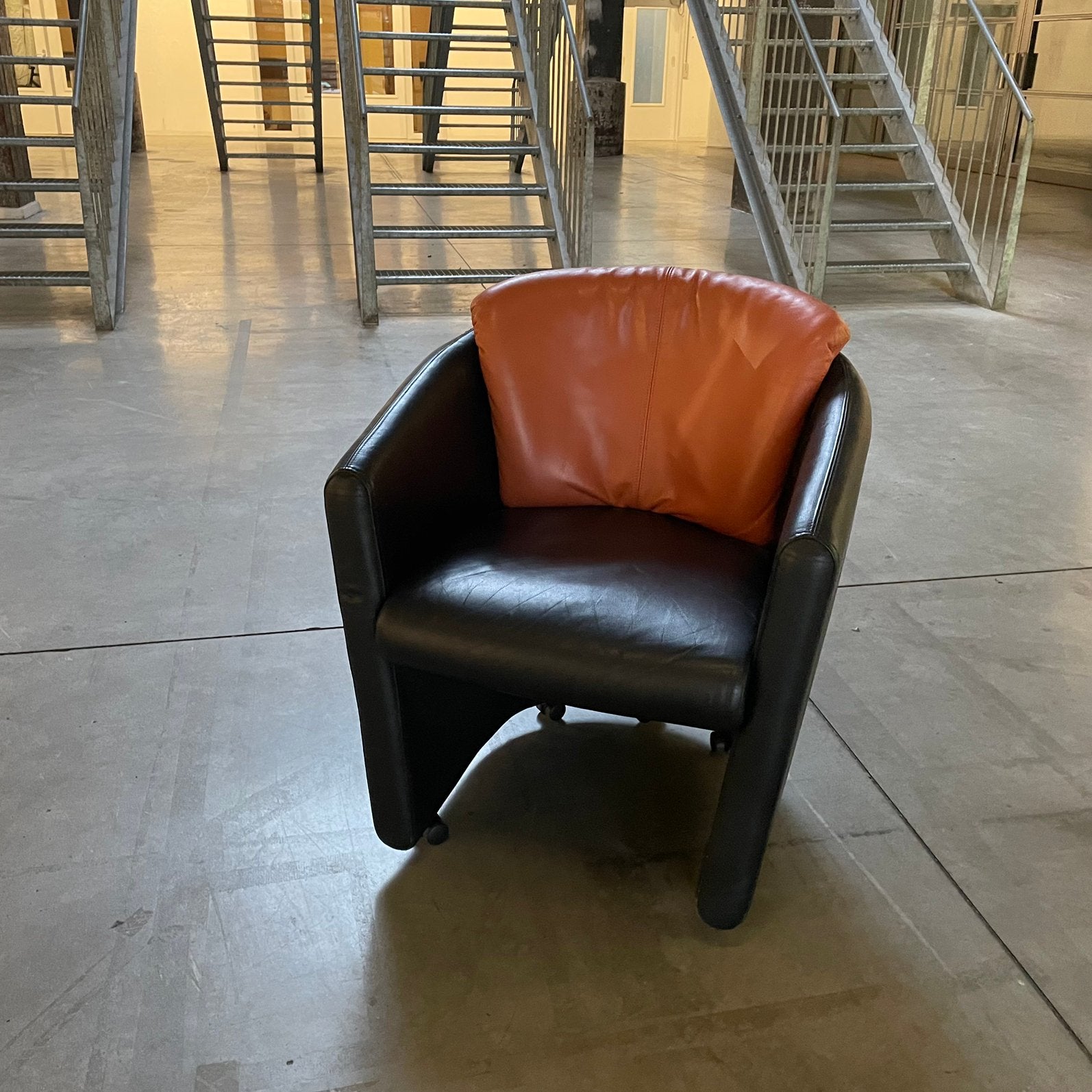 Leolux suva vintage jaren leder oranje zwart, Ophalen, ., 2de hands, 75 tot 100 cm