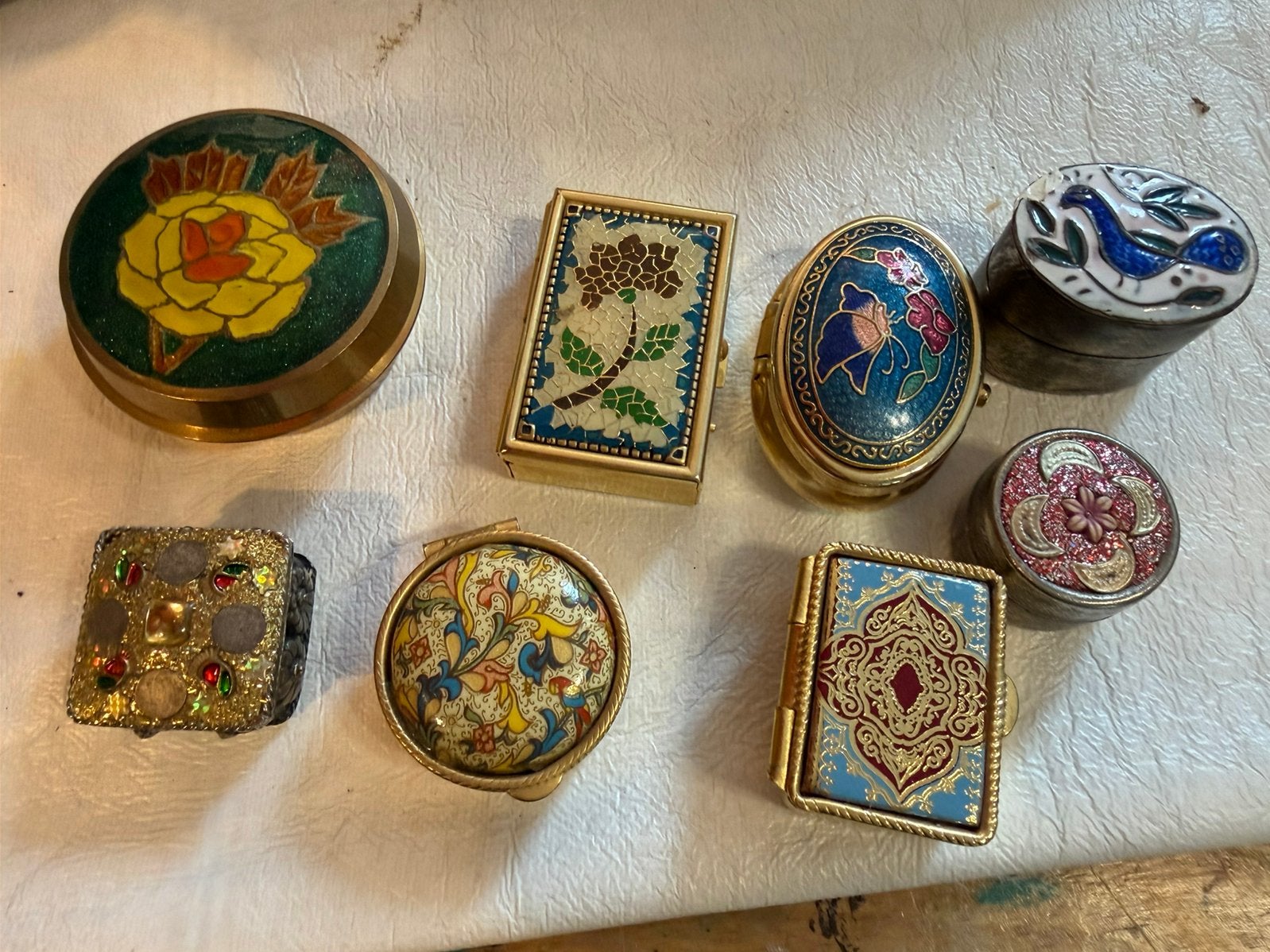 Vintage pillendoosjes, Verzenden