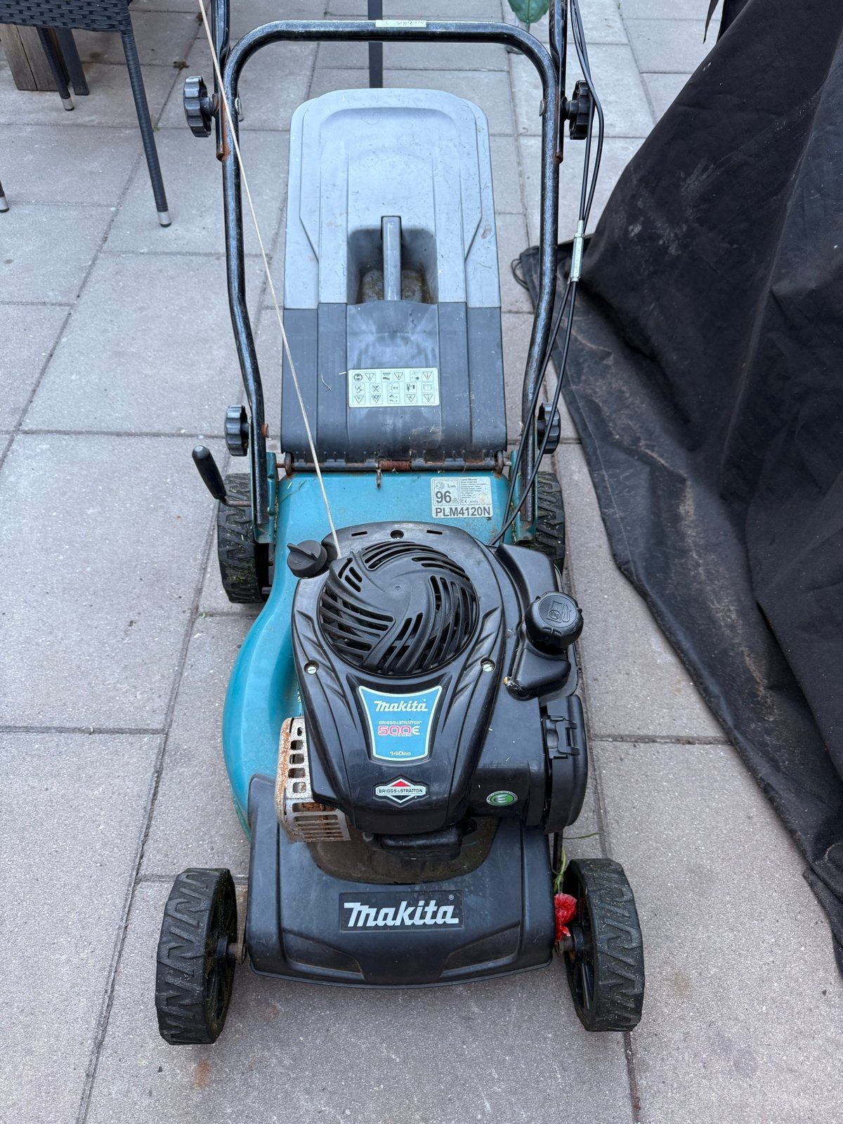 Makita PLM4120N Benzine Grasmaaier, Tuin en Terras, Ophalen, Cirkelmaaier, Gebruikt, Opvangbak