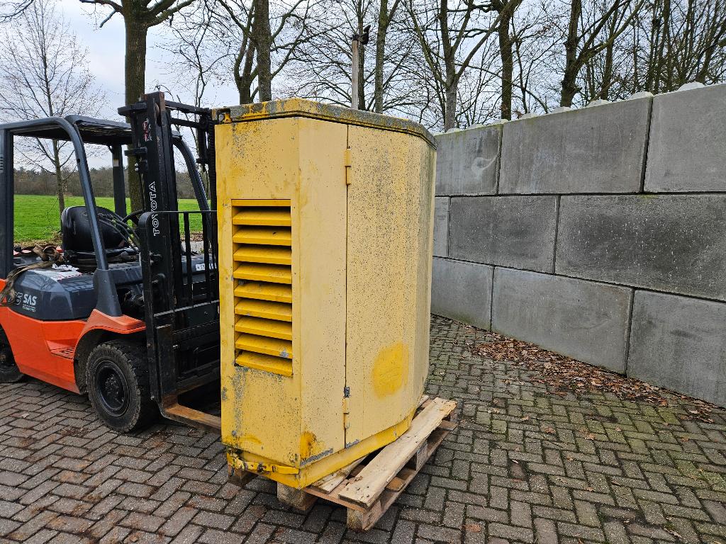 Hydro unit Met Hatz dieselmotor voor lier, Doe-het-zelf en Verbouw, Ophalen, Zo goed als nieuw