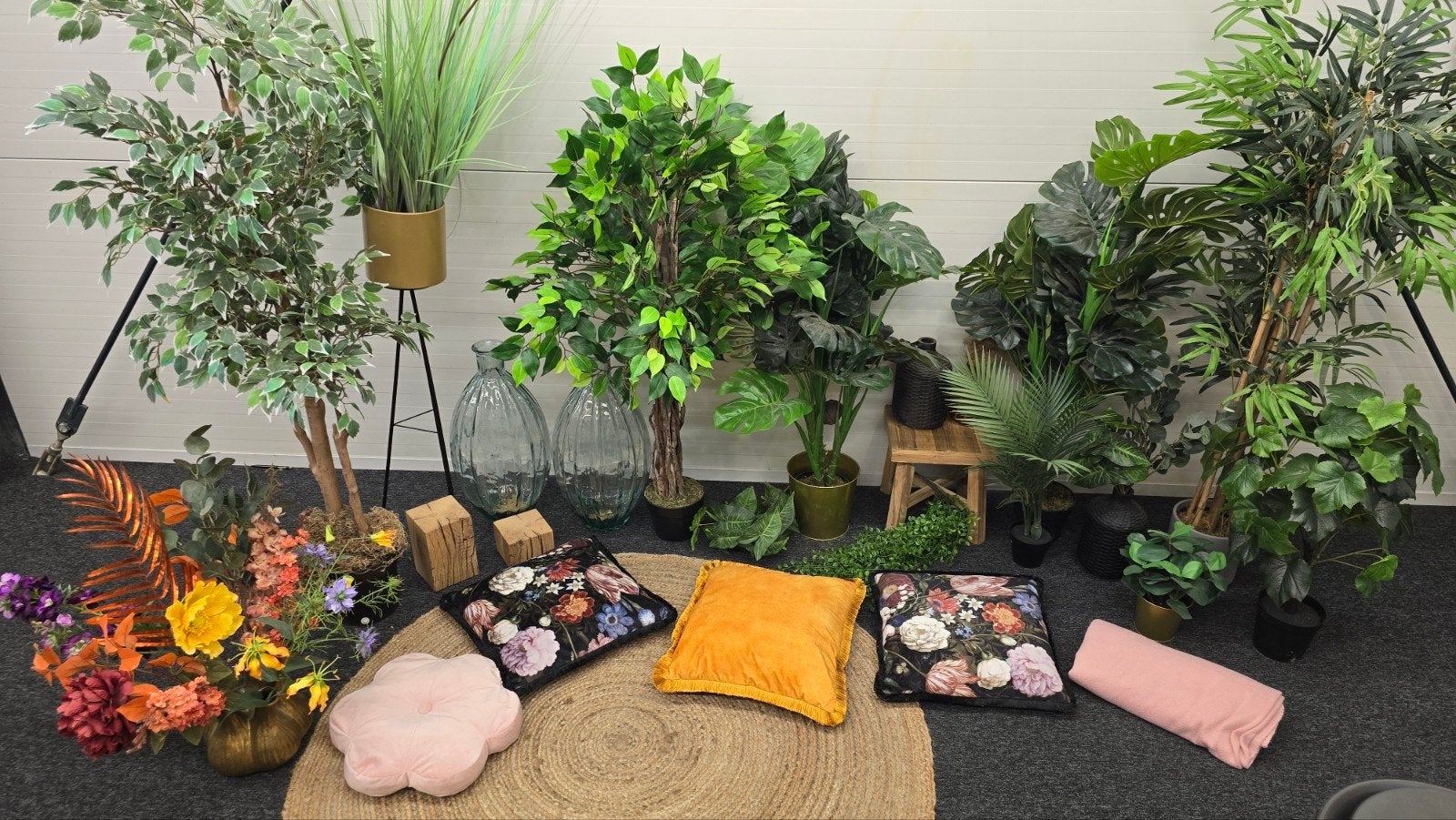 Planten, bloemen en decoratie. alles op de foto, Ophalen, Gebruikt, ., .