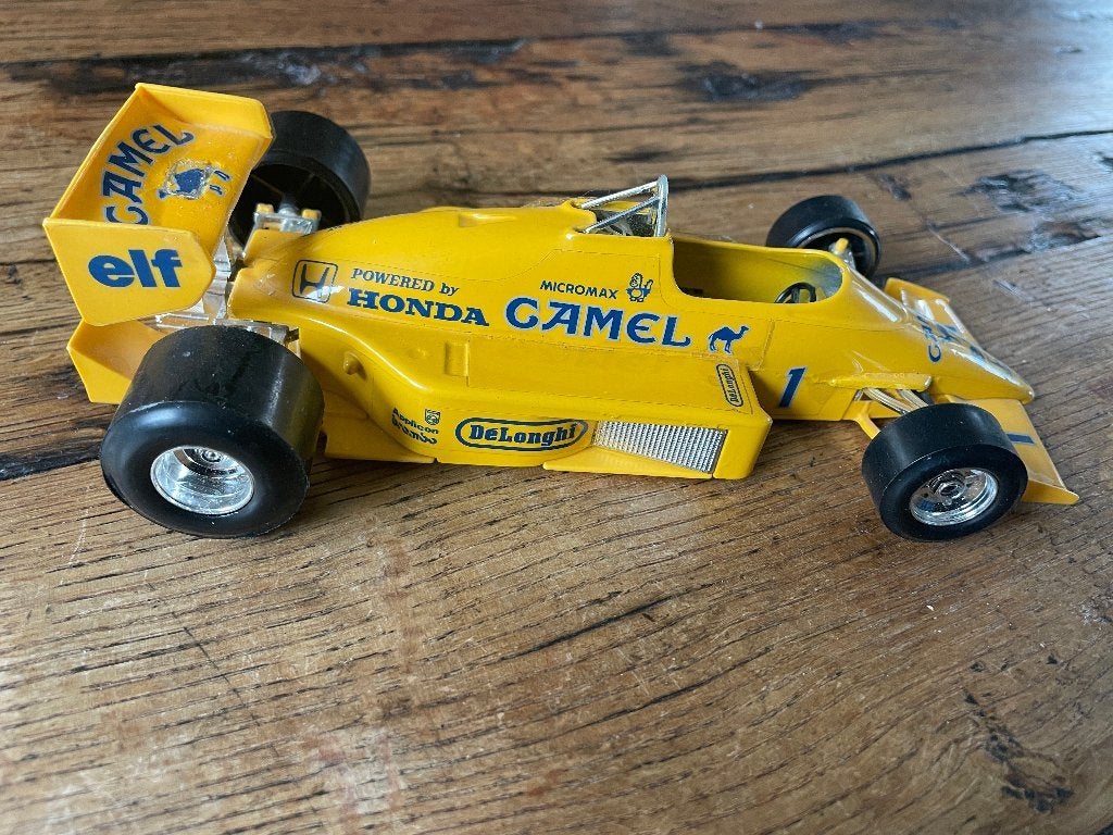 Lotus 97T Ayrton Senna Camel Burago formule 1, Ophalen of Verzenden, Nieuw, Auto, Bburago
