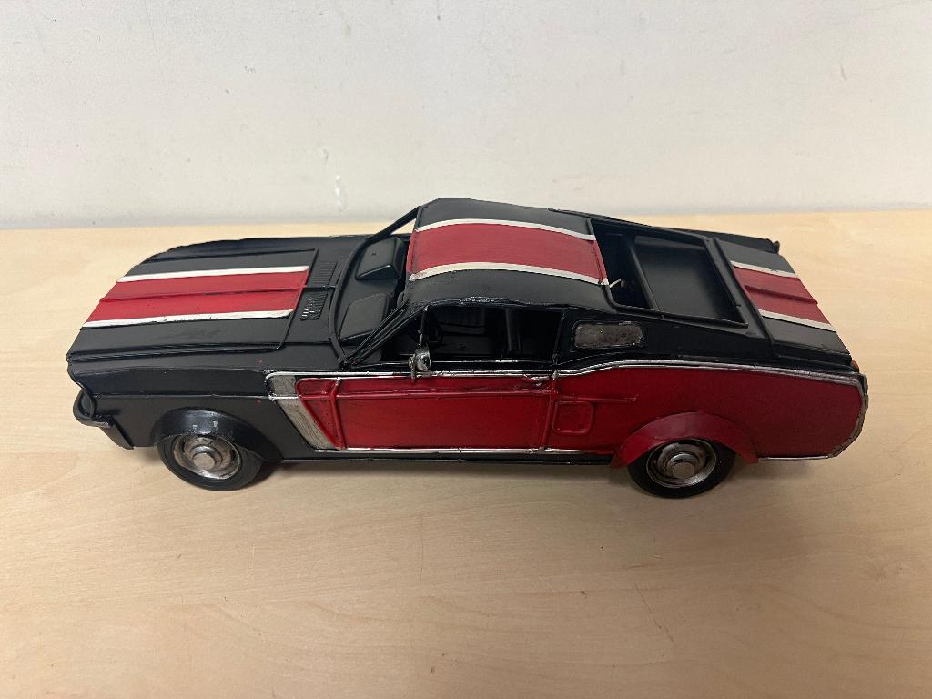 Ford Mustang zwart rood miniatuur auto blikken model deco, Ophalen of Verzenden, Nieuw, Auto's