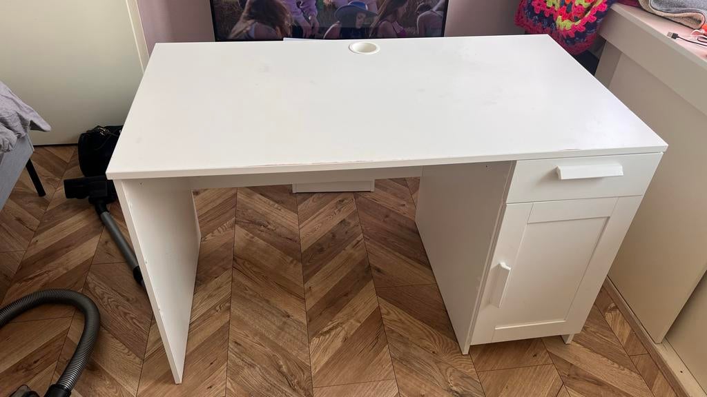IKEA BRIMNES bureau met opbergruimte - Wit, Huis en Inrichting, Bureaus, Ophalen, Gebruikt, Met lades, Spaanplaat of MDF