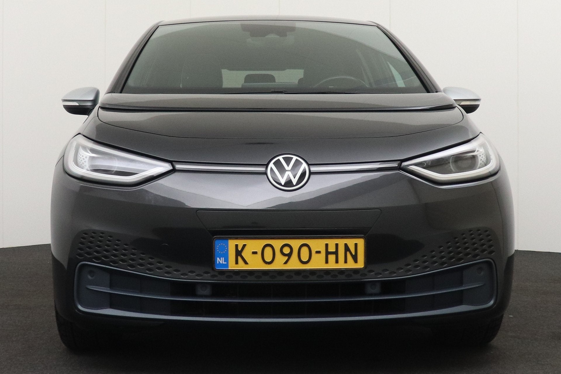 Volkswagen ID.3 First Plus BlackLine 58 kWh IQ-Light Adapt., Automaat, Gebruikt, Zwart, Origineel Nederlands