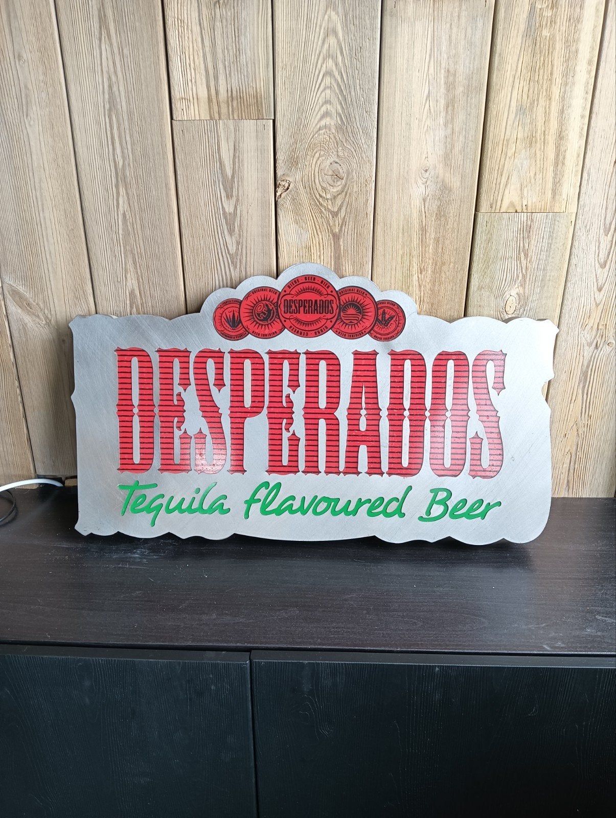 Lichtbak van Desperados, Ophalen