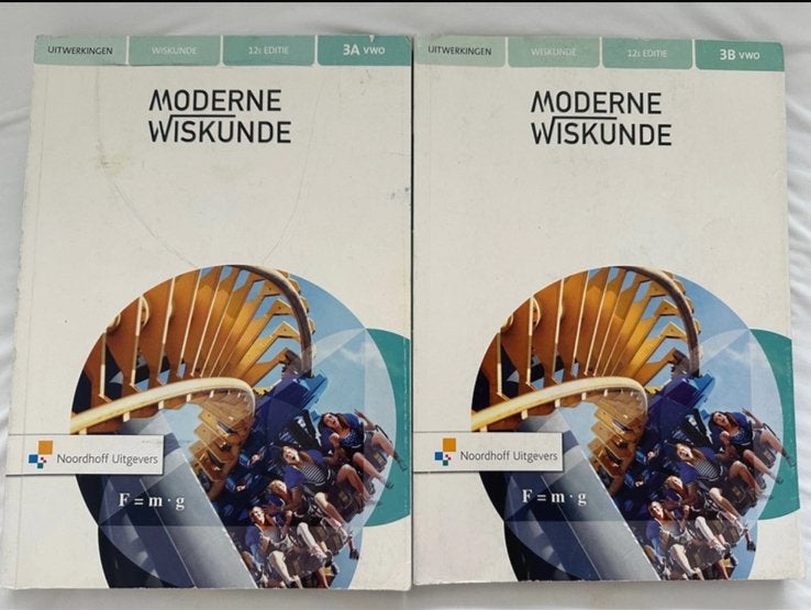Uitwerkingen Moderne Wiskunde 3VWO, Ophalen of Verzenden, Zo goed als nieuw, VWO, Wiskunde A