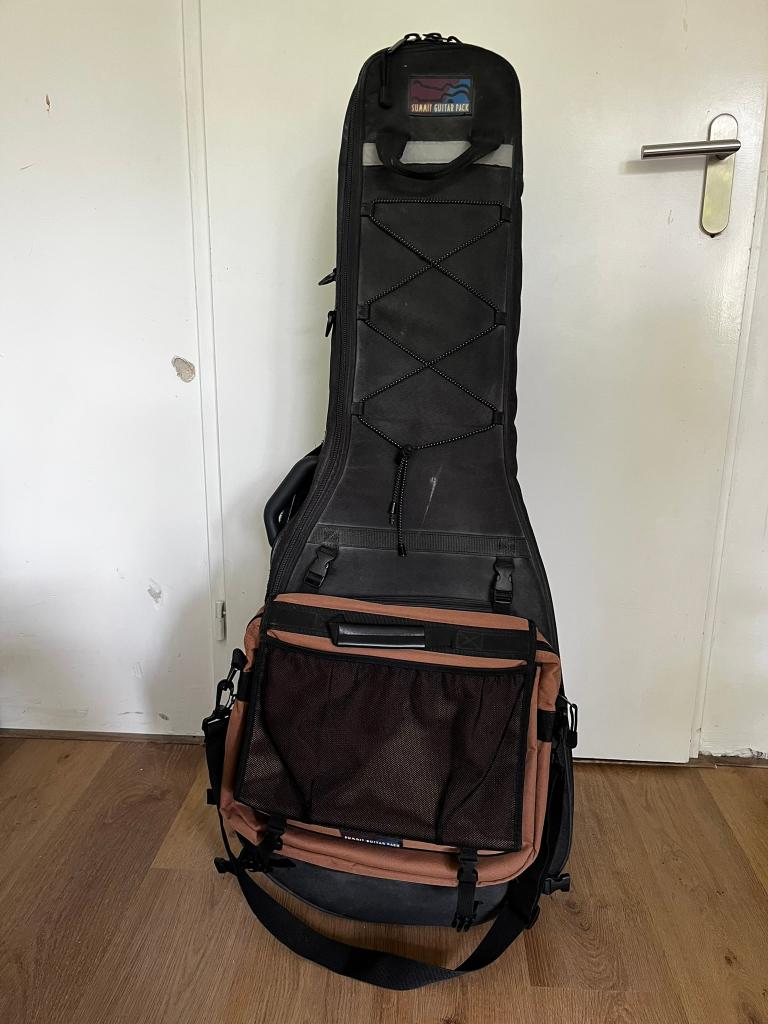 Overhoes voor gitaar / case cover, Ophalen of Verzenden, Zo goed als nieuw, Akoestische gitaar
