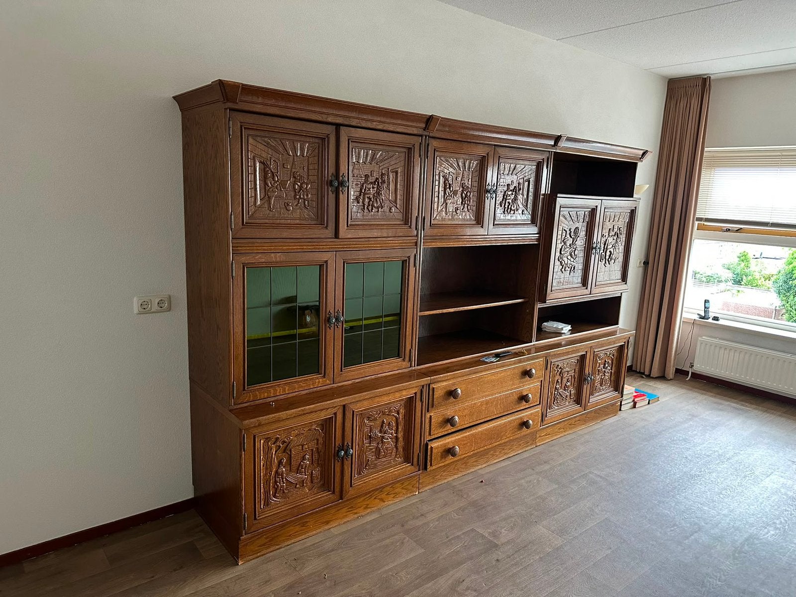 Gratis af halen prachtig wandmeubel, Ophalen, Zo goed als nieuw, Minder dan 150 cm, Minder dan 100 cm
