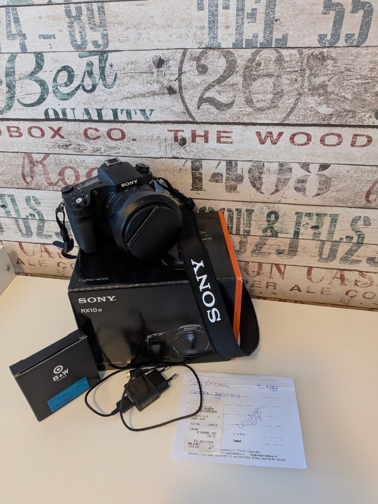 Sony rx10 camera, Ophalen, Lensdop, Zo goed als nieuw, Compactcamera