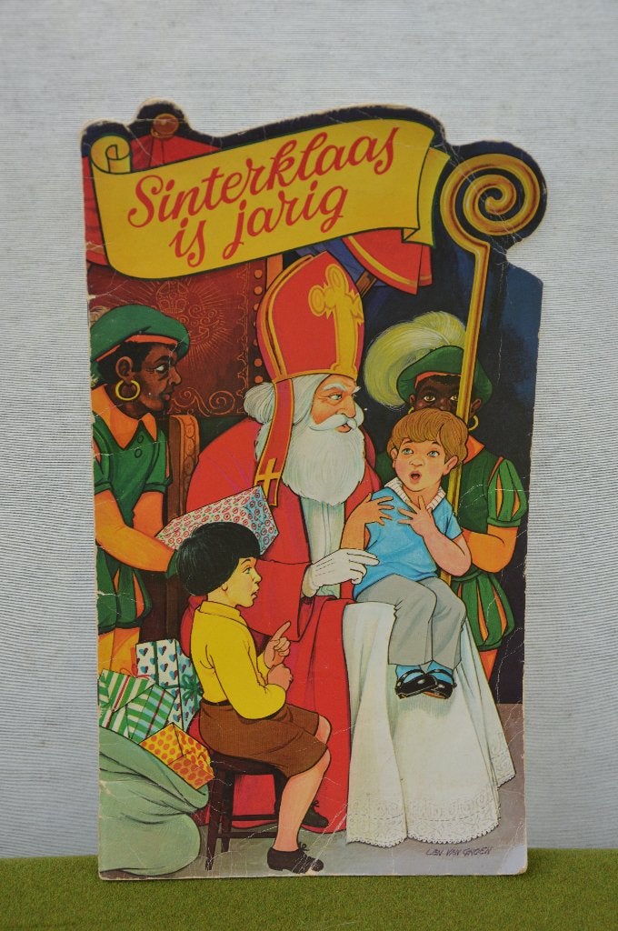 Oud Sinterklaas/ Piet boekje jaren 70 : Sinterklaas is jarig, Ophalen of Verzenden, Gebruikt