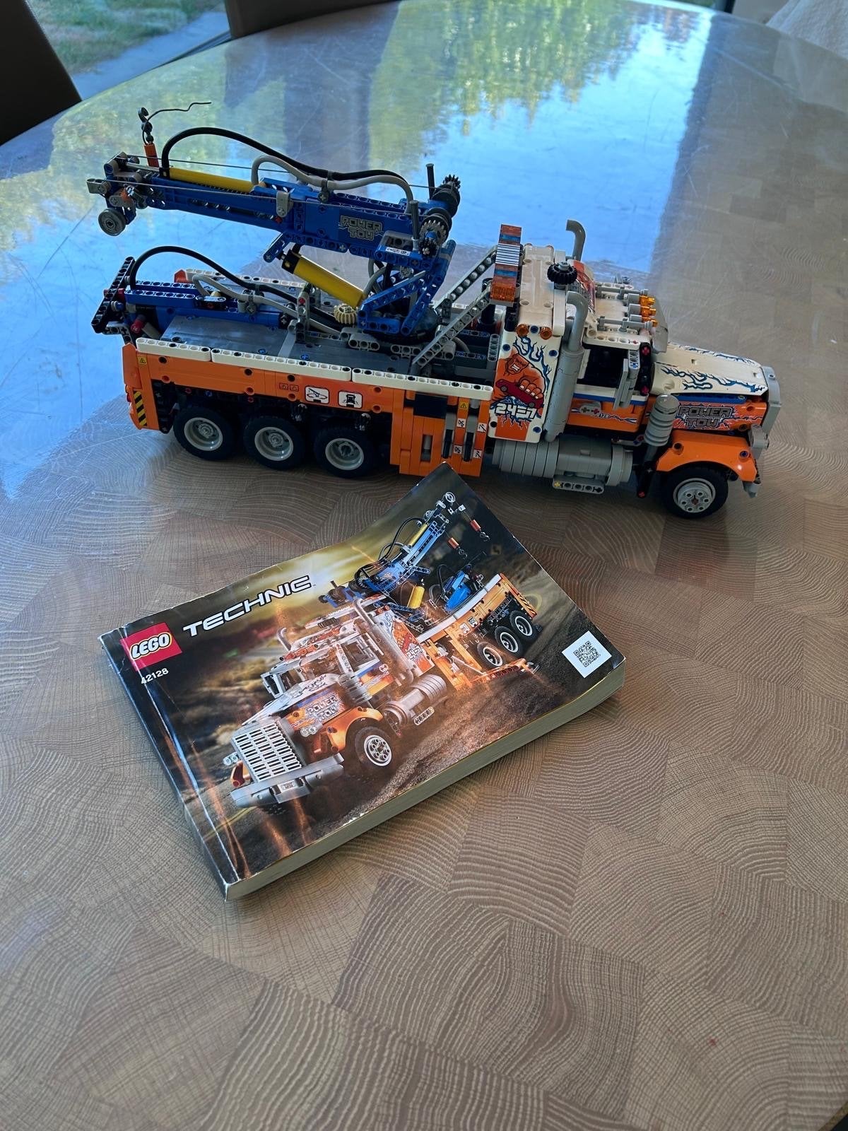 LEGO Technic Robuuste Sleepwagen 42128 - Compleet, Ophalen of Verzenden, Zo goed als nieuw
