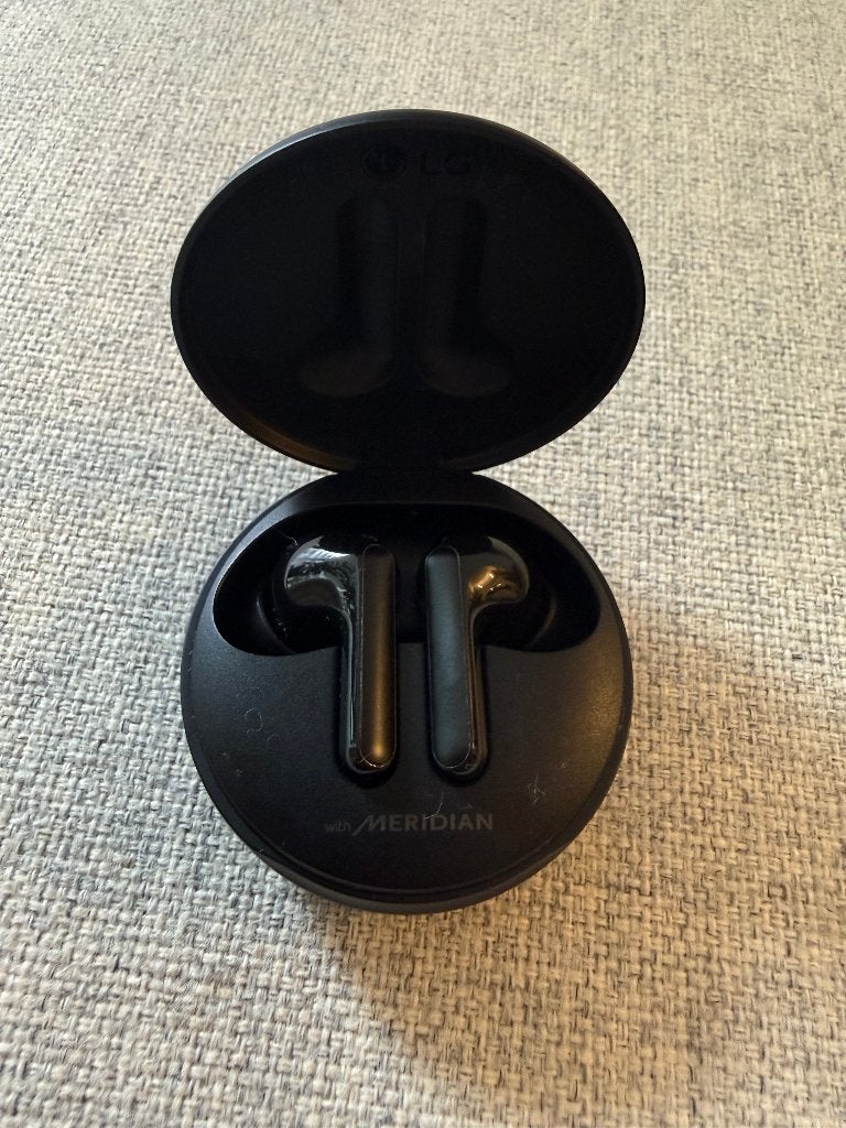 LG Tone Free HBS-FN4 True Wireless Earbuds, Gebruikt, Zwart, Overige merken, Ophalen of Verzenden