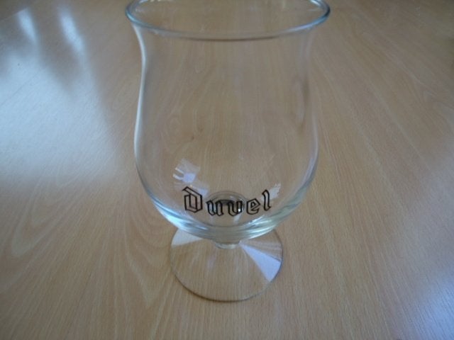 Duvel glas met zwarte open letters, Verzamelen, Ophalen of Verzenden, Zo goed als nieuw, Glas of Glazen, Duvel