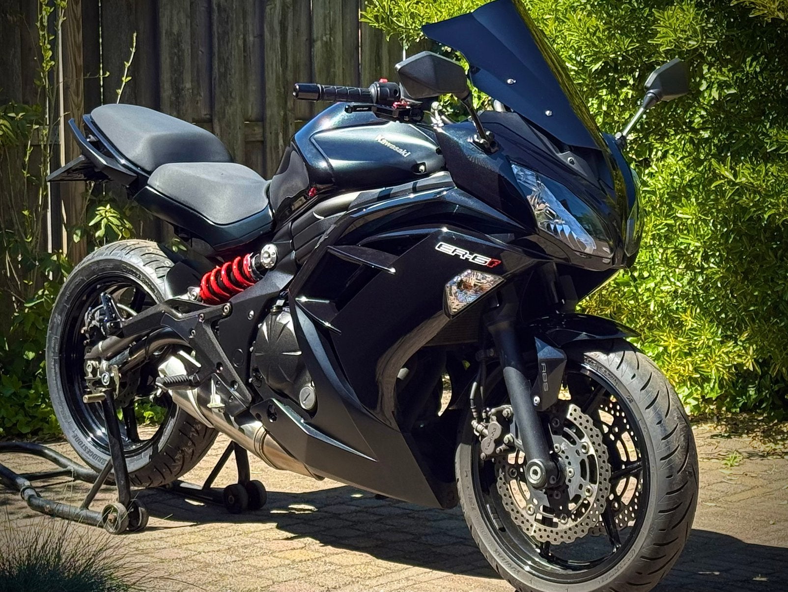 Kawasaki ER6F 650cc / Nette motor, Nieuwe band, 2 cilinders, Occasion, Meer dan 35 kW, Traction Control