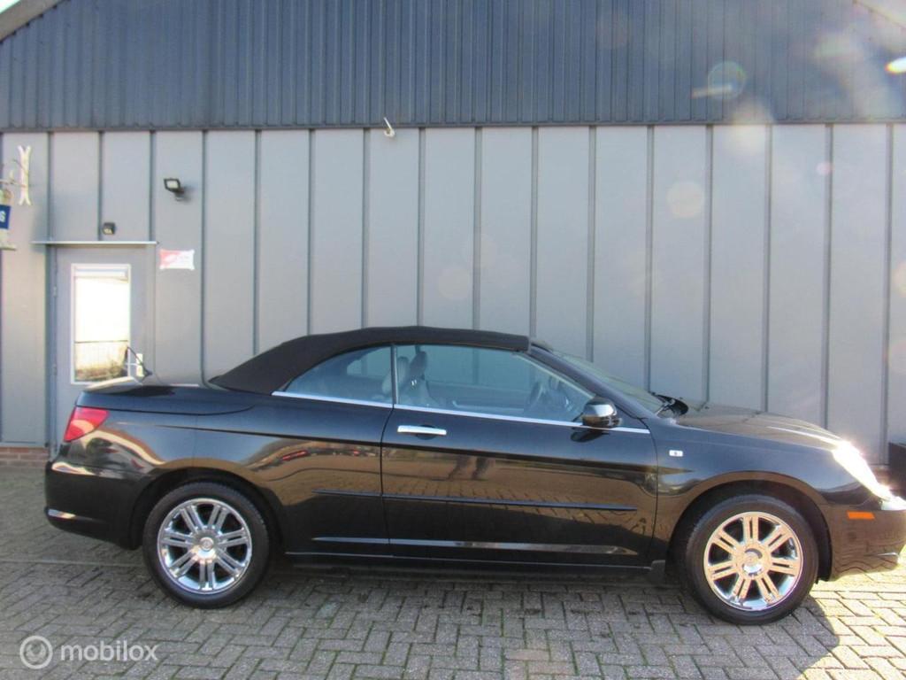 Chrysler Sebring Cabrio 2.0 CRD Limited //APK//Airco//Cruise, Auto's, Voorwielaandrijving, Cabriolet, Zwart, Leder