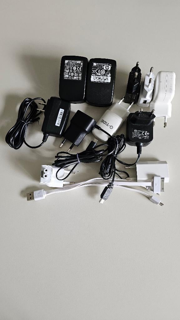 10x telefoon opladers, Telecommunicatie, Mobiele telefoons | Telefoon-opladers, Ophalen of Verzenden, Gebruikt, Apple iPhone
