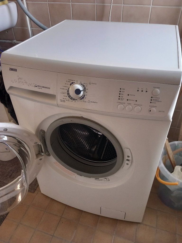 zanussi wasmachine, Witgoed en Apparatuur, Wasmachines, Ophalen, 1200 tot 1600 toeren, Gebruikt, Voorlader