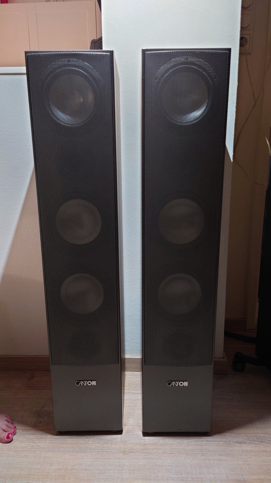 Canton GLE 409 Vloerstaande Luidsprekers - Made in Germany, Vloerstaande luidspreker, Zo goed als nieuw, Geschikt voor surround/home cinema