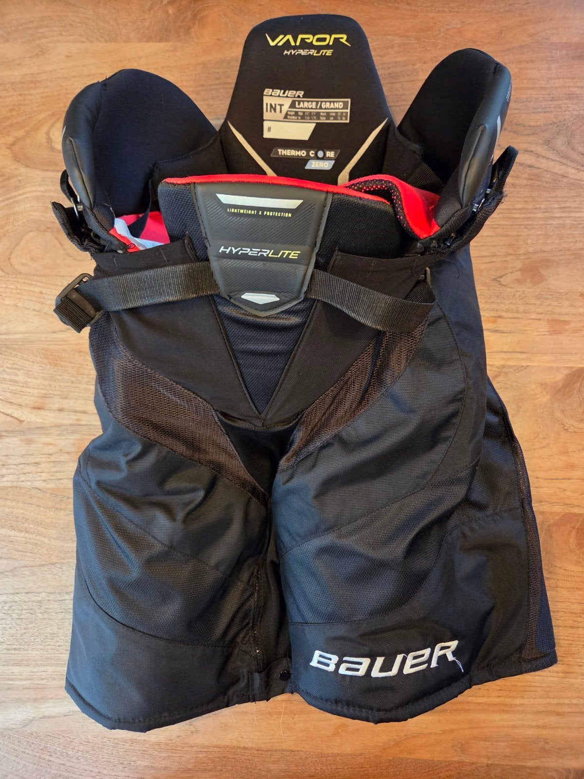 Bauer ijshockeybroek zeer nette staat, Ophalen, Zo goed als nieuw, Bescherming