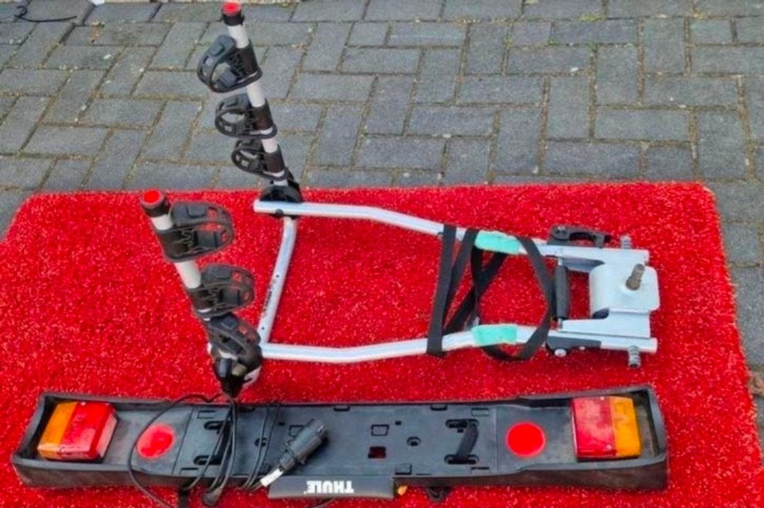 Thule HangOn 3 trekhaak fietsendrager & lightboard 976, Auto diversen, Fietsendragers, 3 fietsen of meer, Gebruikt, Elektrische fiets