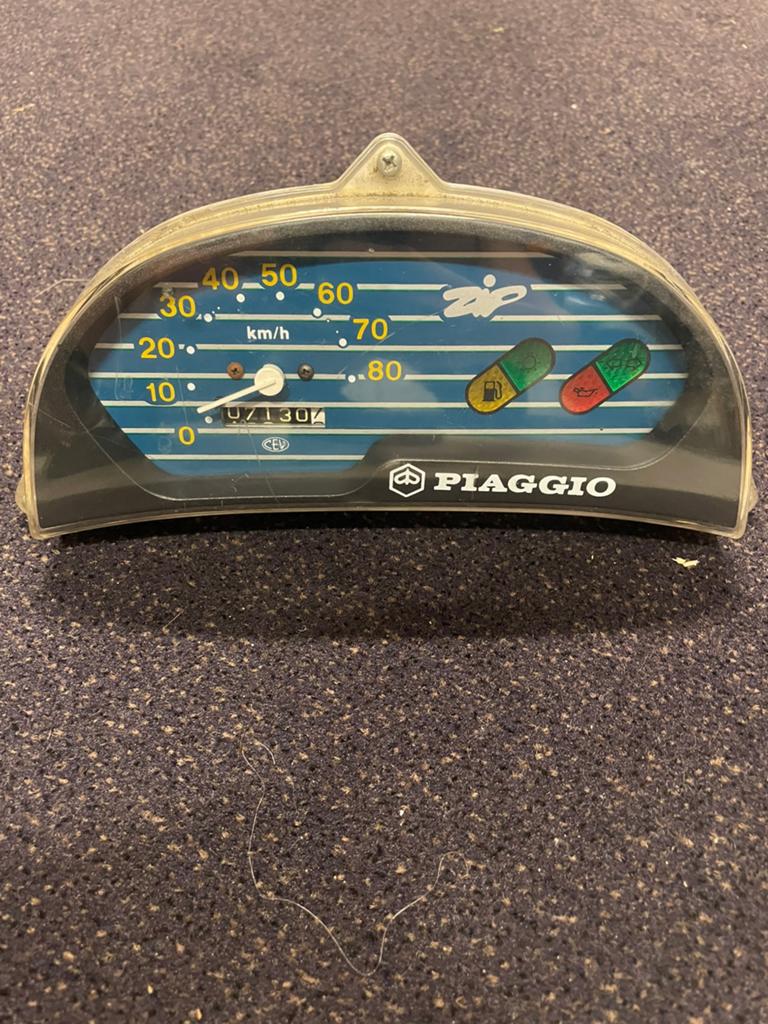 Zip type 1/2/3 sp98 fastrider dashboard, Ophalen of Verzenden, Zo goed als nieuw, Piaggio