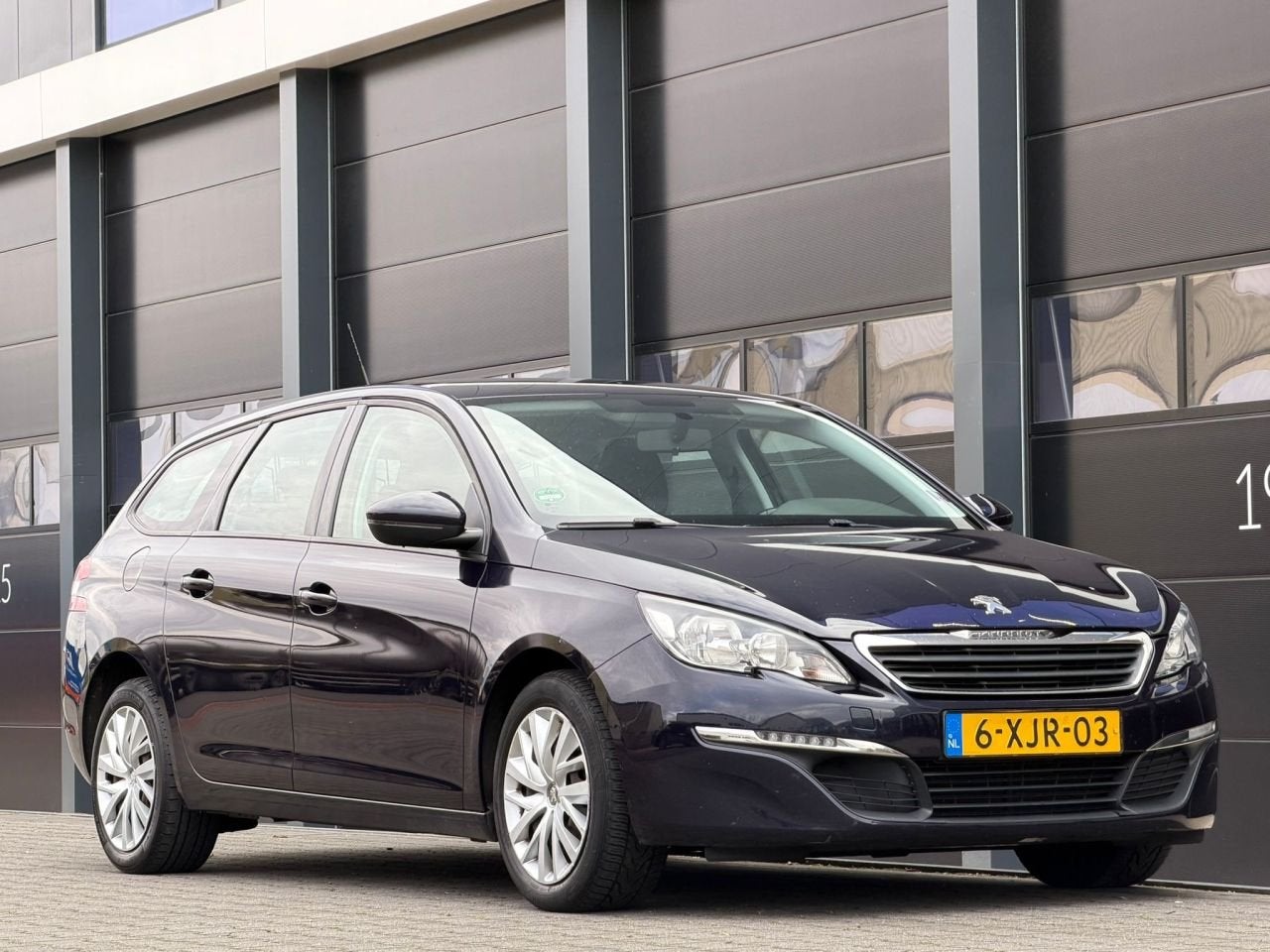 Peugeot 308 1.6 BlueHDI Navi Clima (bj 2014), Blauw, 140 €/maand, Verwarmde buitenspiegels, 1560 cc