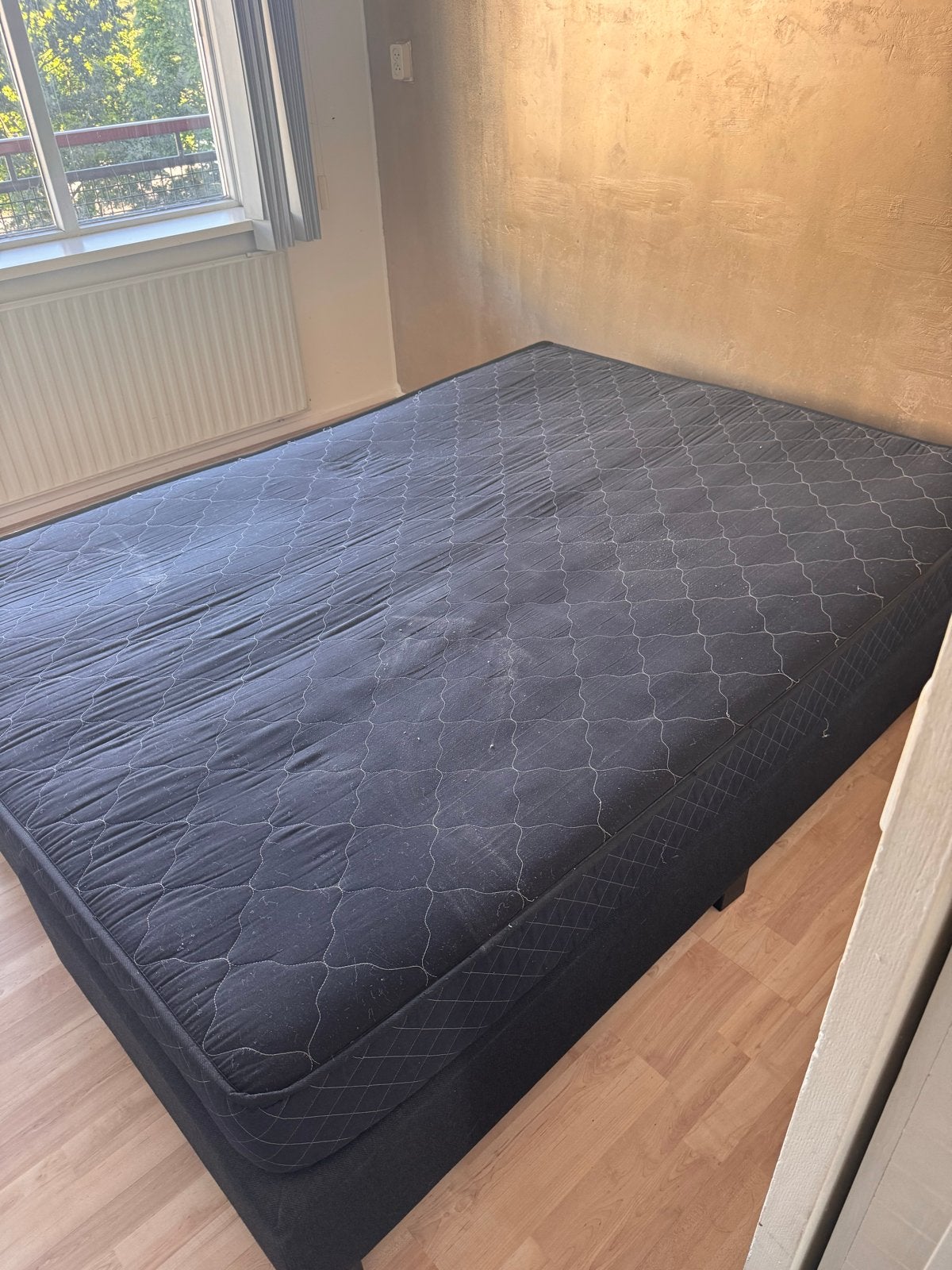 2x Boxspring met matras - Wehkamp Luxe - Goede staat, Ophalen, Tweepersoons