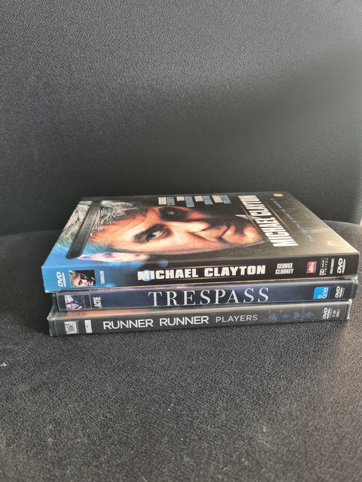 DVD-collectie: Michael Clayton, Trespass, Runner Runner, Cd's en Dvd's, Nederlands, Actiethriller, Ophalen of Verzenden, Vanaf 12 jaar