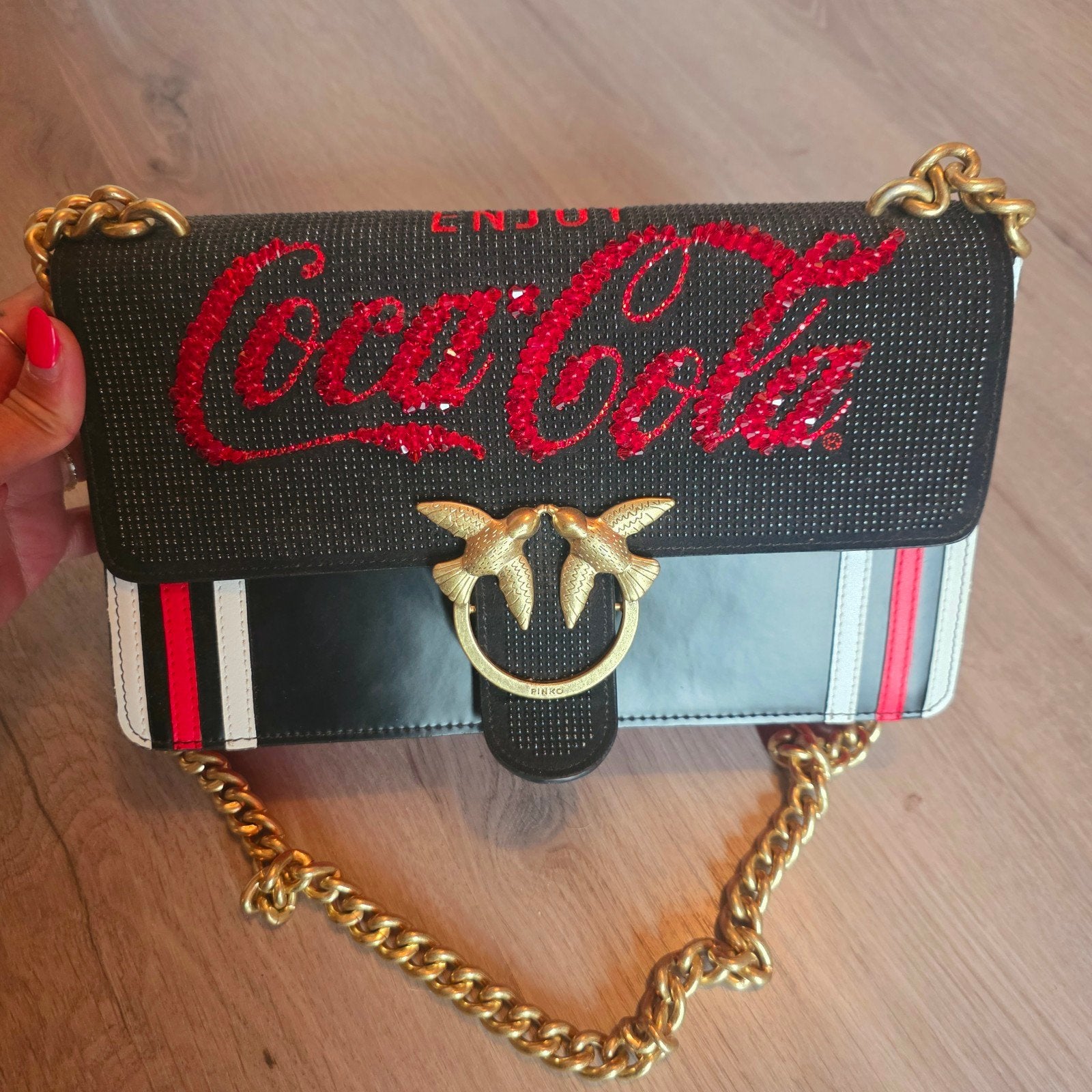 Pinko Love Bag Coca-Cola editie, Ophalen of Verzenden, Zo goed als nieuw, Zwart, Schoudertasje