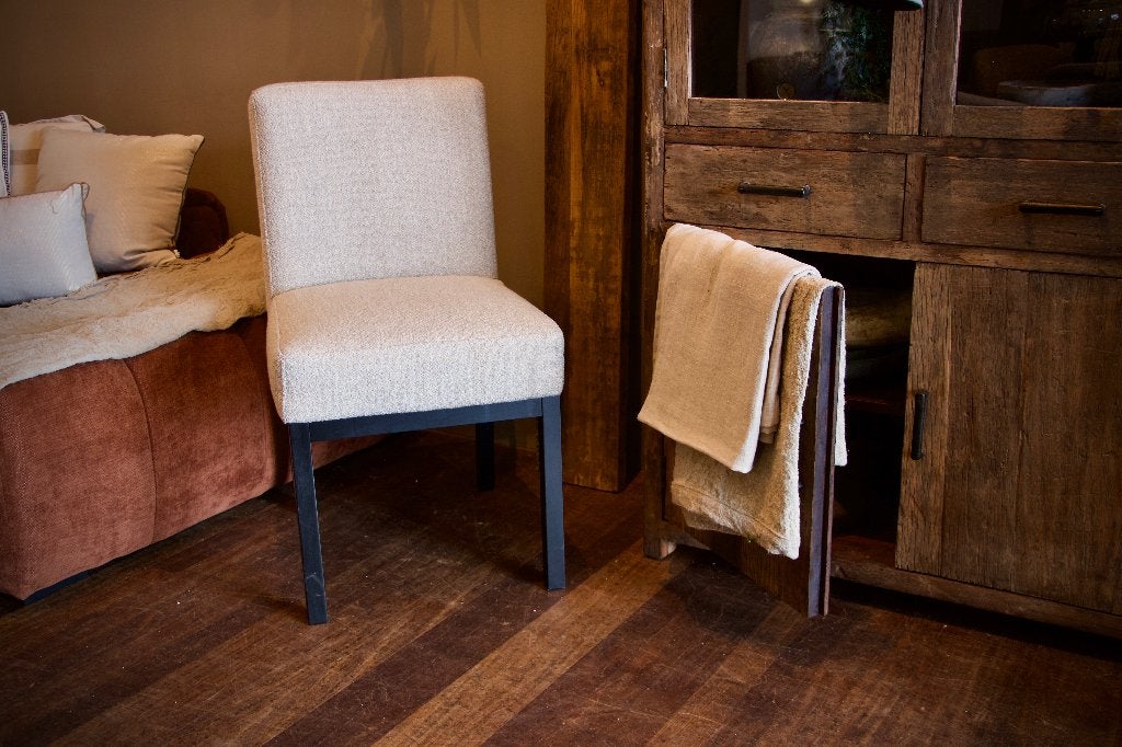 SALE Showroommodellen Diverse Eetkamerstoelen, Huis en Inrichting, Stoelen, Ophalen, Nieuw, Eén