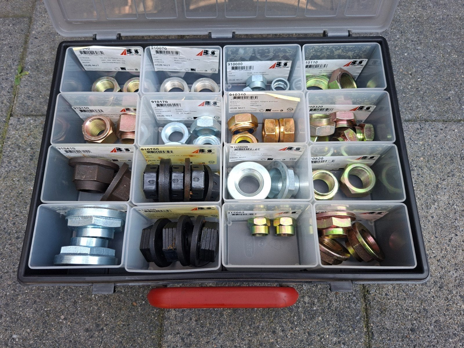 Assortimentdoos naafmoeren, Ophalen of Verzenden, Nieuw, Overige typen
