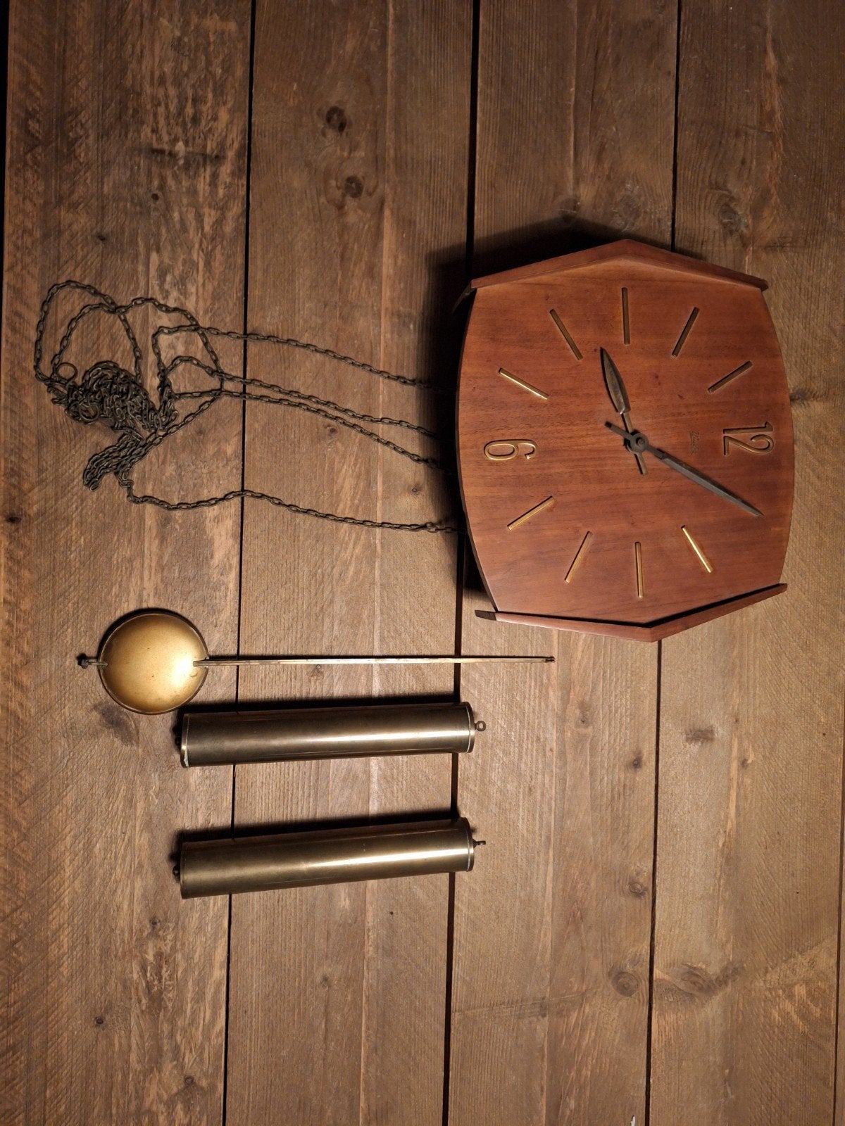 Oude wandklok - defect, voor de hobbyist, Antiek en Kunst, Ophalen