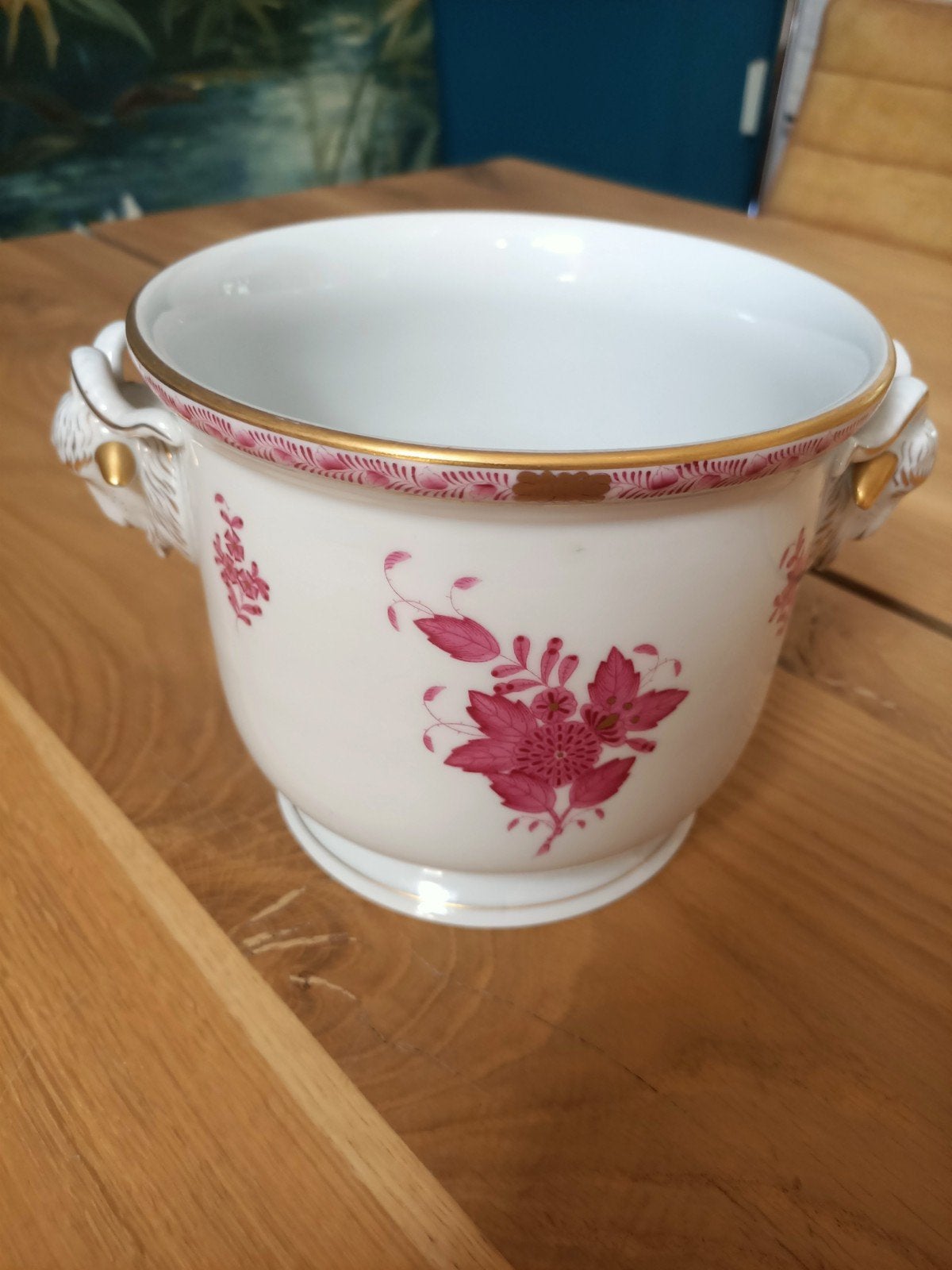 Herend Cachepot met Geitenkoppen en Bloemenpatroon, Ophalen