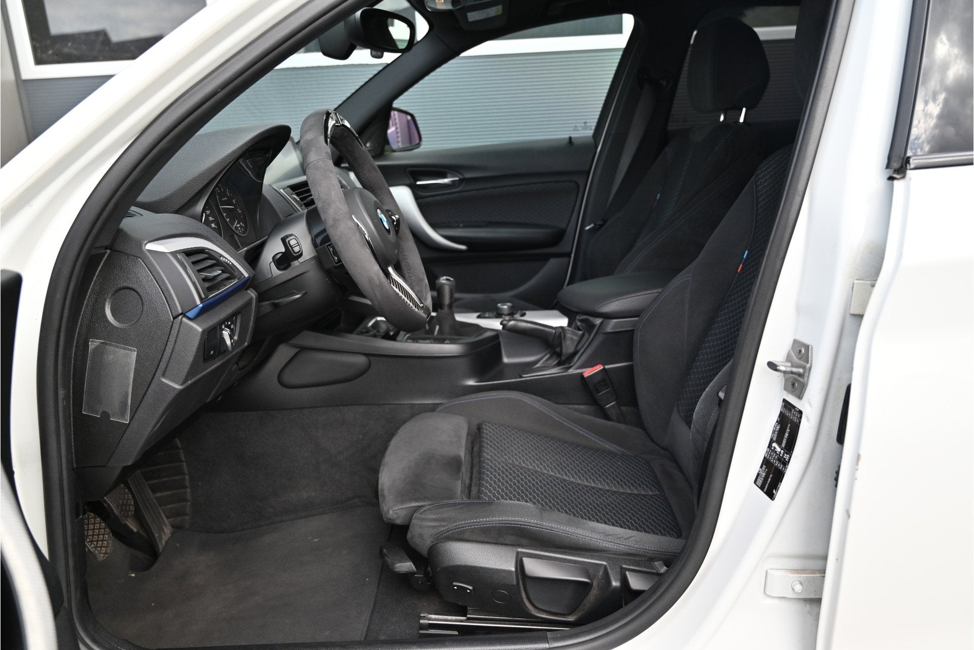 BMW 1-serie M140i / HANDGESCHAKELD / M-PERFORMANCE LSD / HPF, Achterwielaandrijving, Gebruikt, Euro 6, Leder