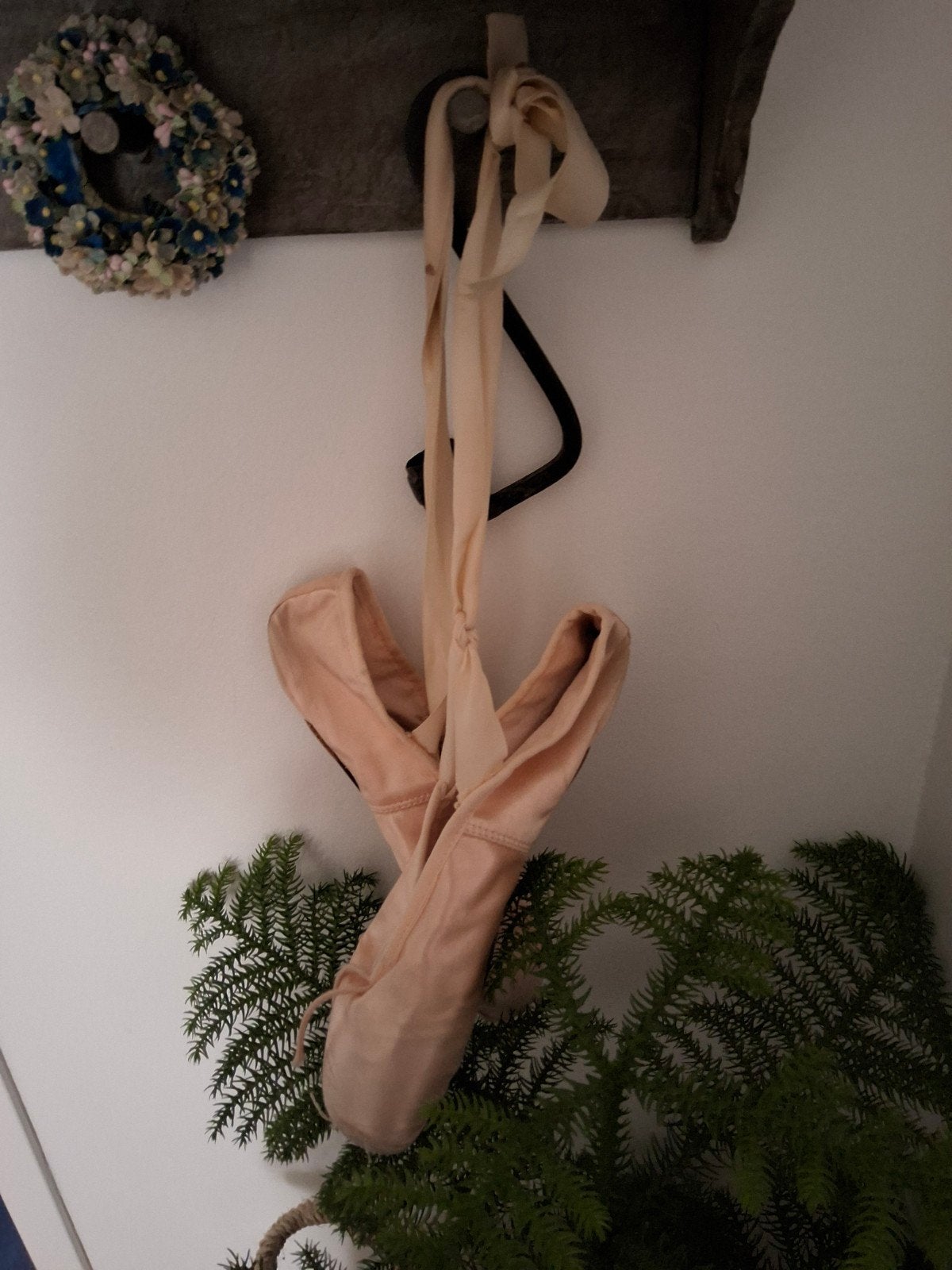 Roze Balletschoenen - Gedragen, Ophalen of Verzenden, Gedragen, Roze, Dansschoenen