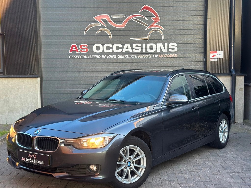 BMW 3-serie Touring 316d Corporate Lease High Executive - BT, Auto's, BMW, Bedrijf, Te koop, 3-Serie, ABS, Airbags, Airconditioning