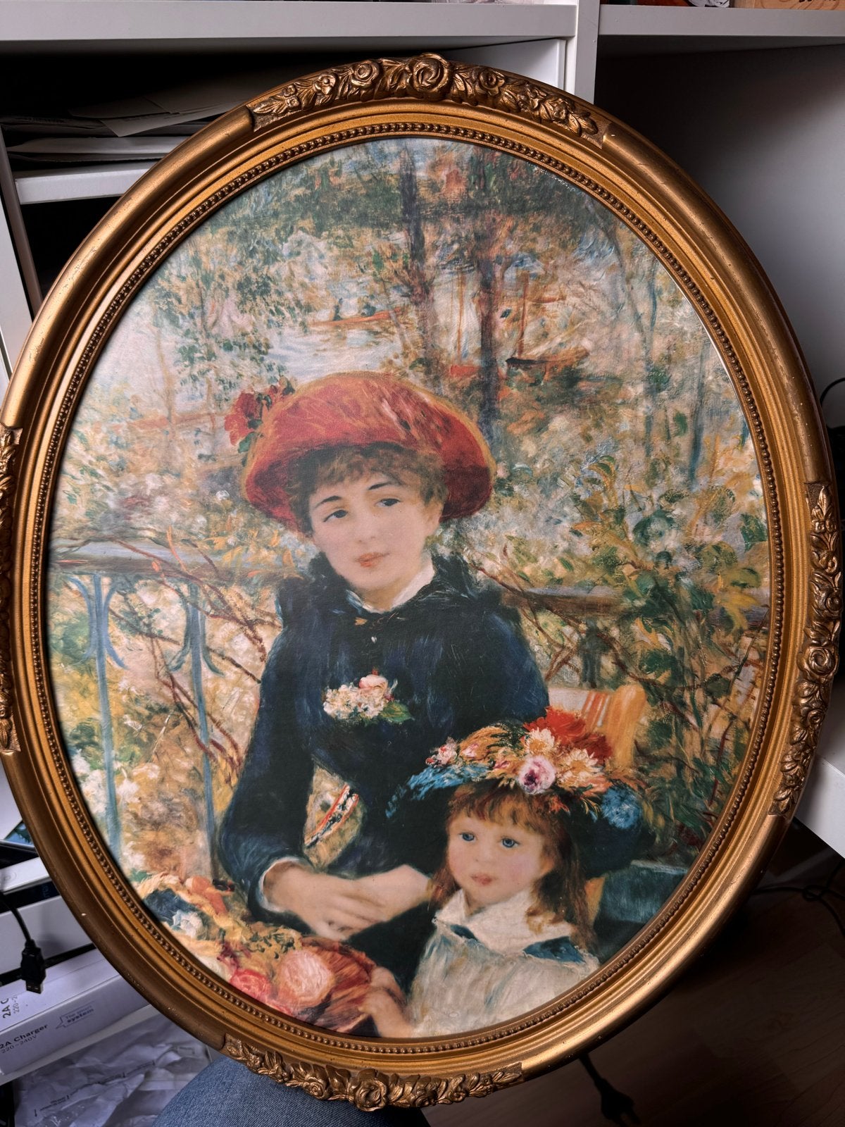 Ovaal schilderij: Vrouw en kind in de tuin (Renoir-stijl), Ophalen, Doek, Portret of Personen, Impressionistisch