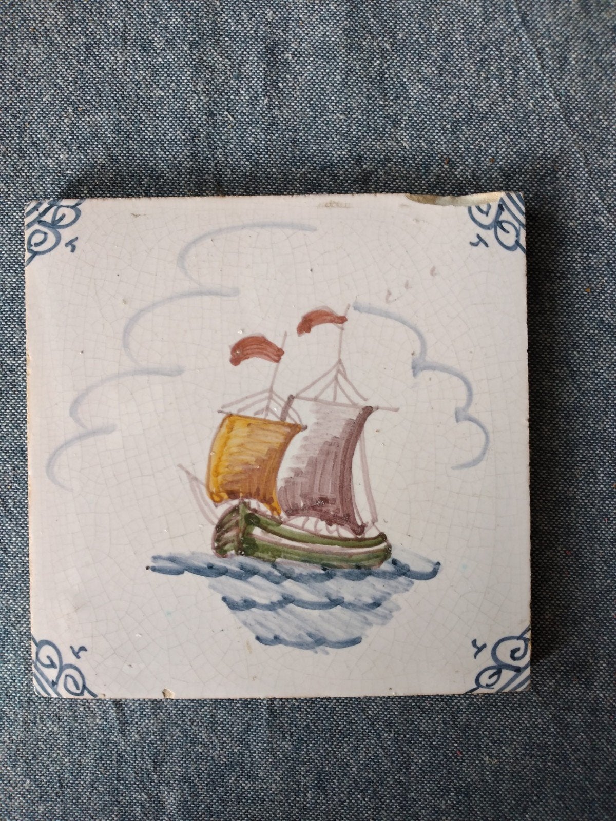 Vintage tegel met boot, handgeschilderd., Ophalen of Verzenden