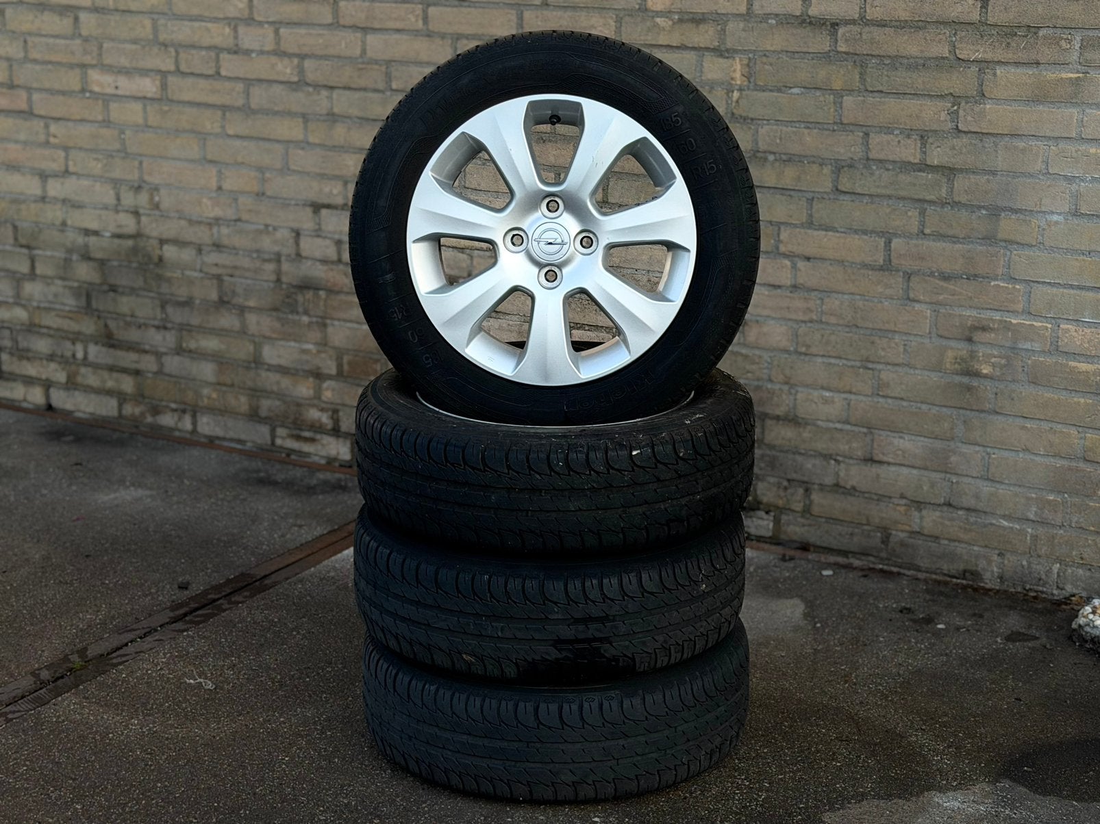 Opel velgen + banden passen onder meerdere auto merken!, Ophalen, 15 inch, 185 mm