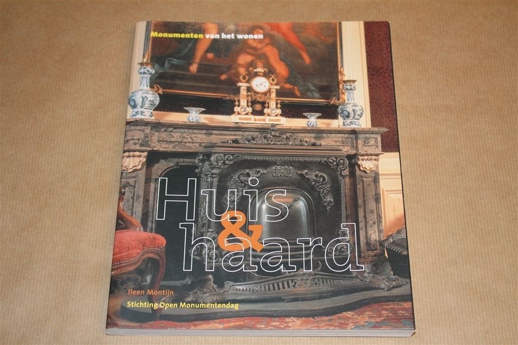 Huis & haard. Monumenten van het wonen., Boeken, Ophalen of Verzenden, Zo goed als nieuw, Interieur en Design