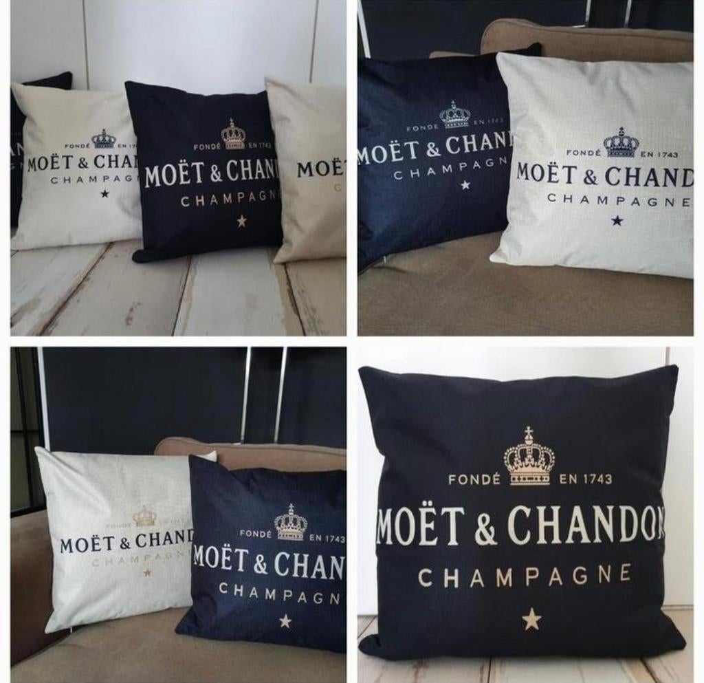 Kussenshoesjes van MOËT & CHANDON met zelfde print achter‼️, Huis en Inrichting, Woonaccessoires | Kussens, Ophalen of Verzenden