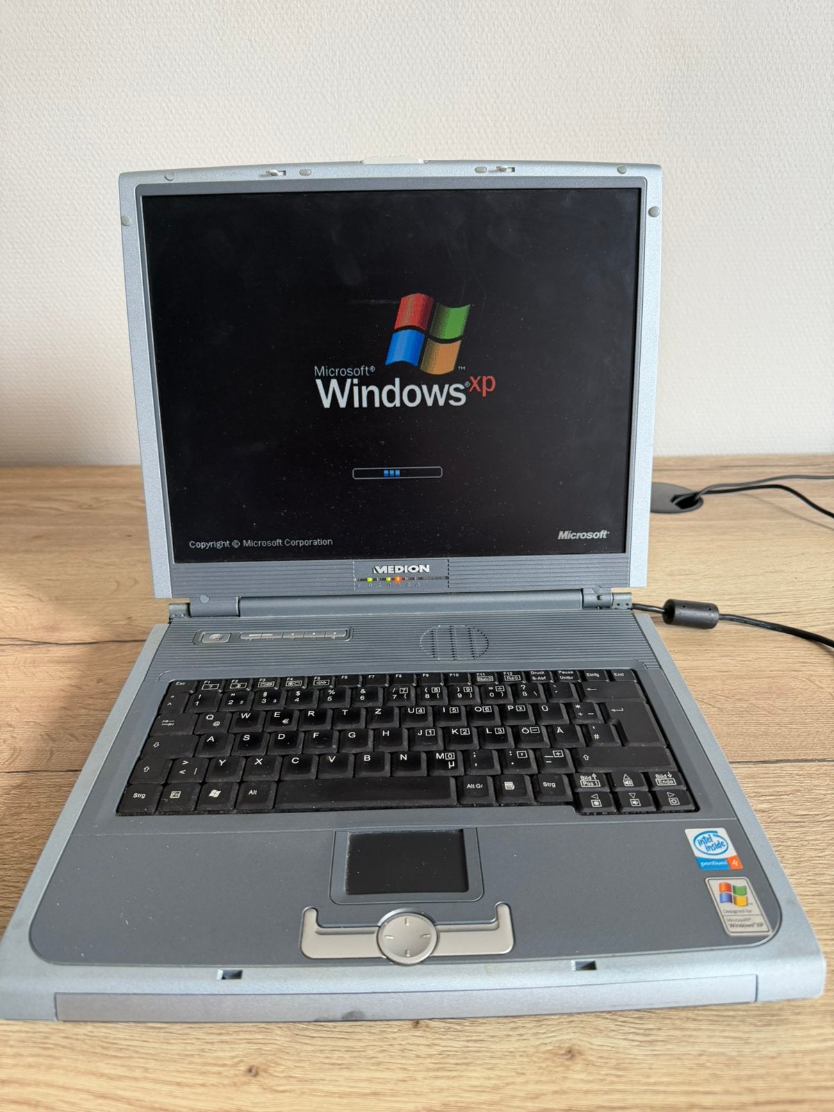 Medion MD4130015 Laptop – Windows XP | Retro gaming, Computers en Software, Windows Laptops, 15 inch, Medion, Ophalen of Verzenden