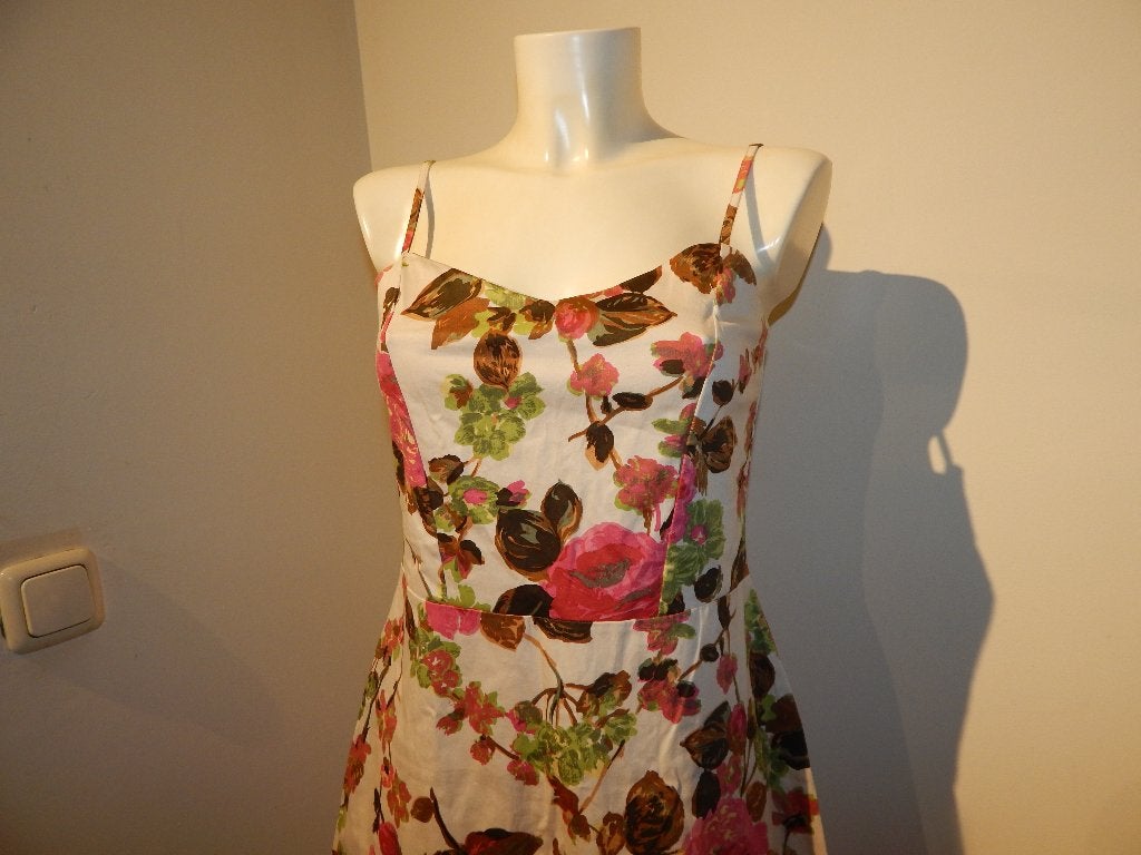King Louie zomerse jurk bloemen uitlopende rok bandjes M, Kleding | Dames, Jurken, Maat 38/40 (M), Zo goed als nieuw, Knielengte